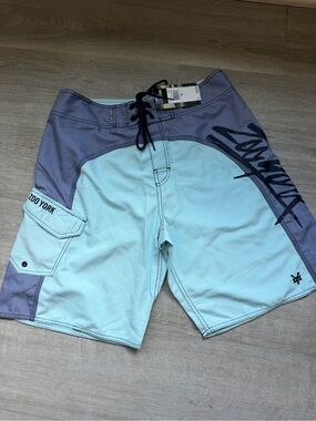 NWT Zoo York Men’s Standout Light Blue & Gray 05790 ZYF Boardshorts